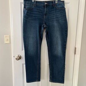 Old Navy Women's Straight Jeans in Dark Blue